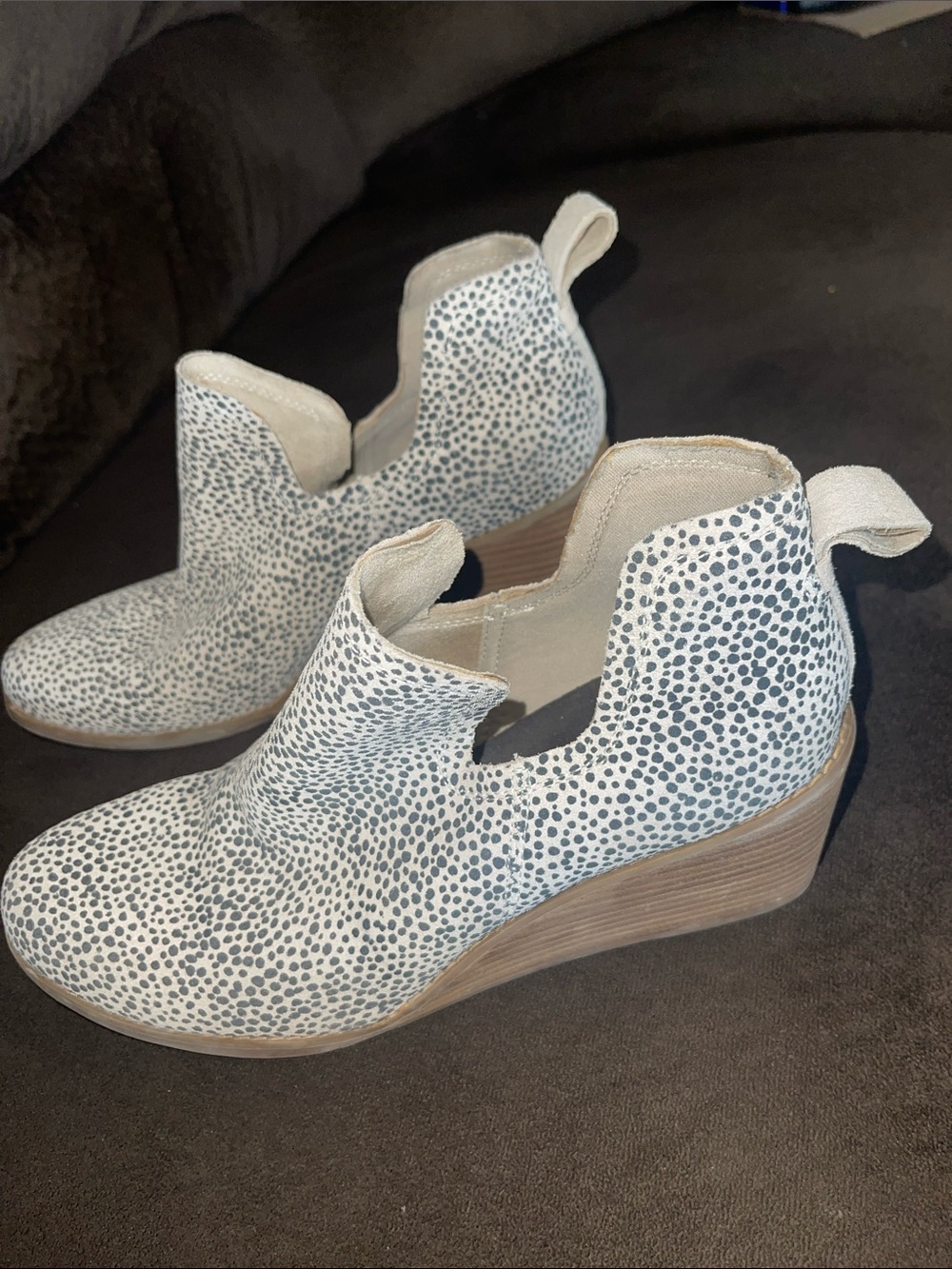 Toms Cream with Black Speckle Wedge Ankle Booties